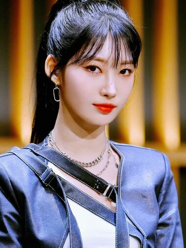 Sihyeon (시현)